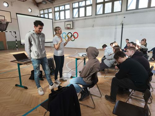 Drogprevenciós előadás a Fazekasban 